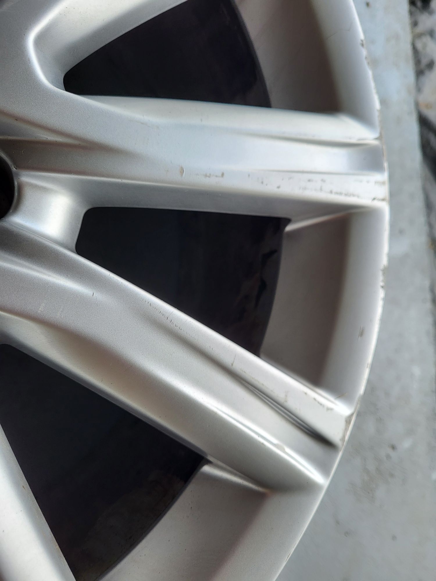 Komplet felg AUDI A6 C7 OE 8Jx18 5x112 ET39 4G0 18''