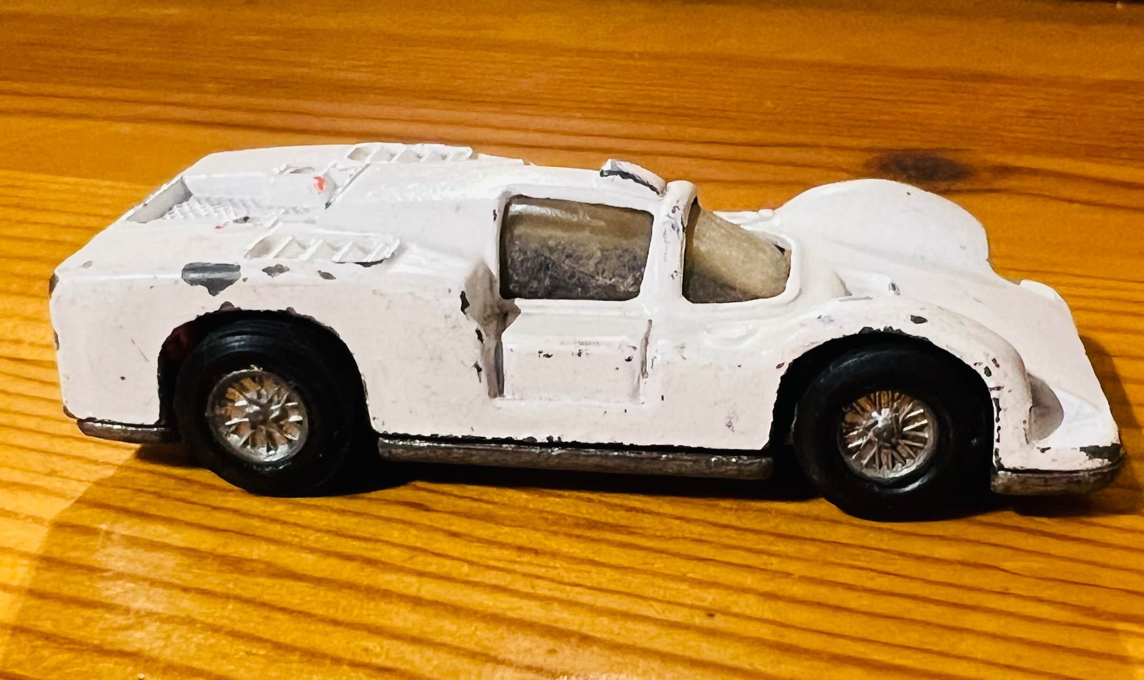 CHAPARRAL 2F N 802 Speedy Made in Italy F1 Auto Model Unikat
