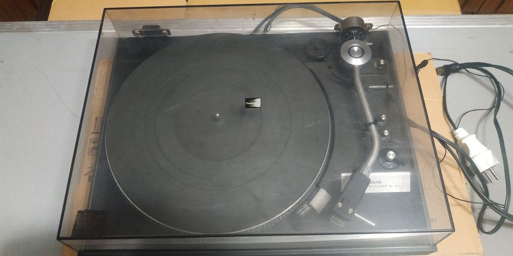 Проигрыватель винила Technics