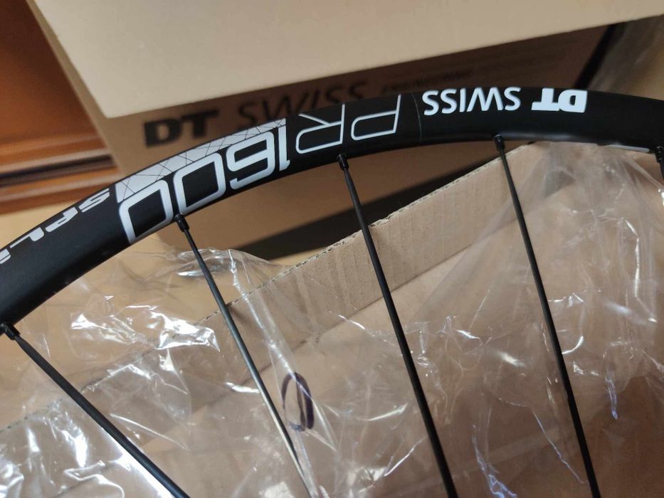 Koło tylne DT Swiss PR 1600 Spline 23 CL Disc