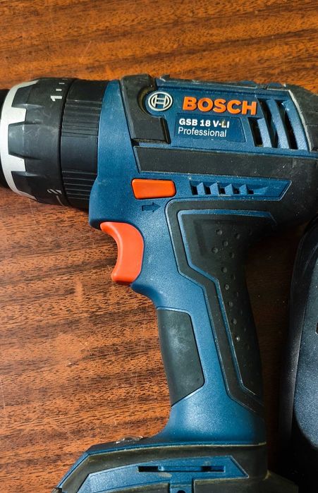 Безщітковий шуруповерт BOSCH GSB 18V-55 Тушка