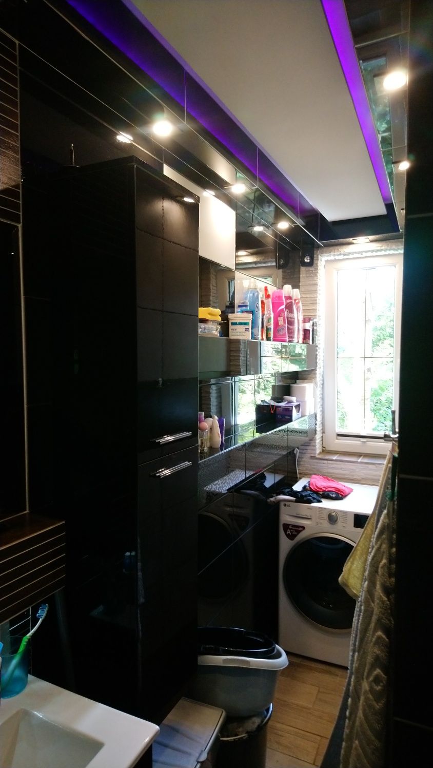 Pokoje nad morzem- Apartament dwupozio. niemal na plaży 50 metrów(5 Os