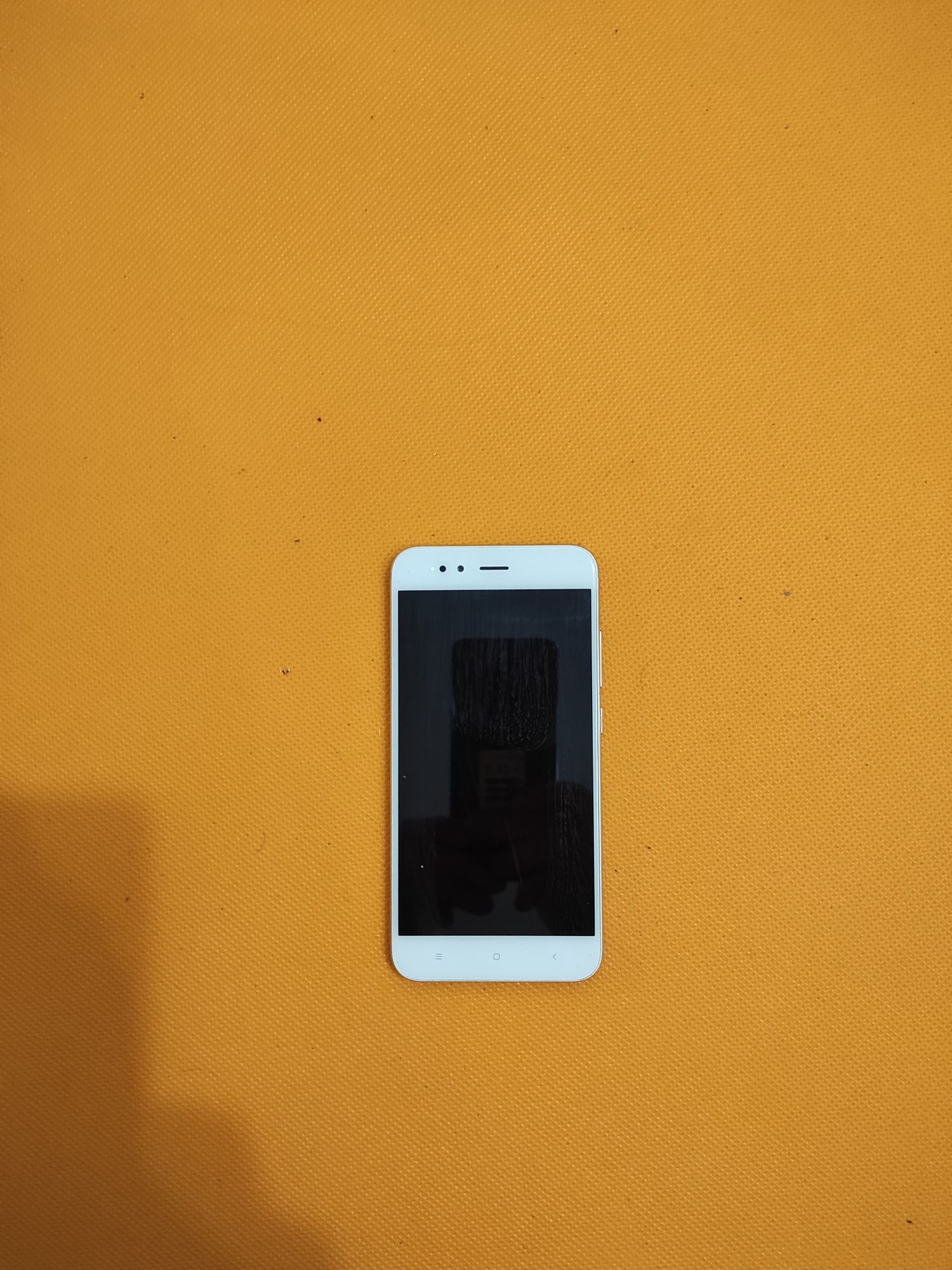Продам Xiaomi mi a1 4/64
