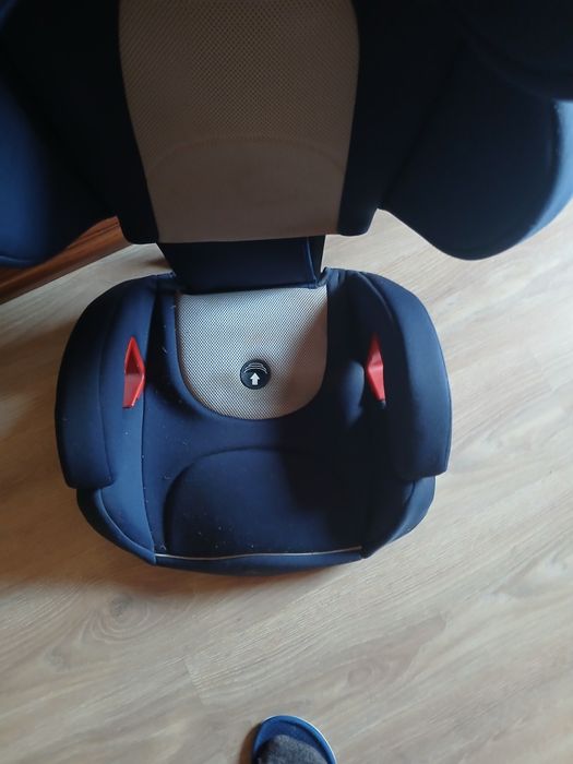 Продам кресло дуже хорошому стани.