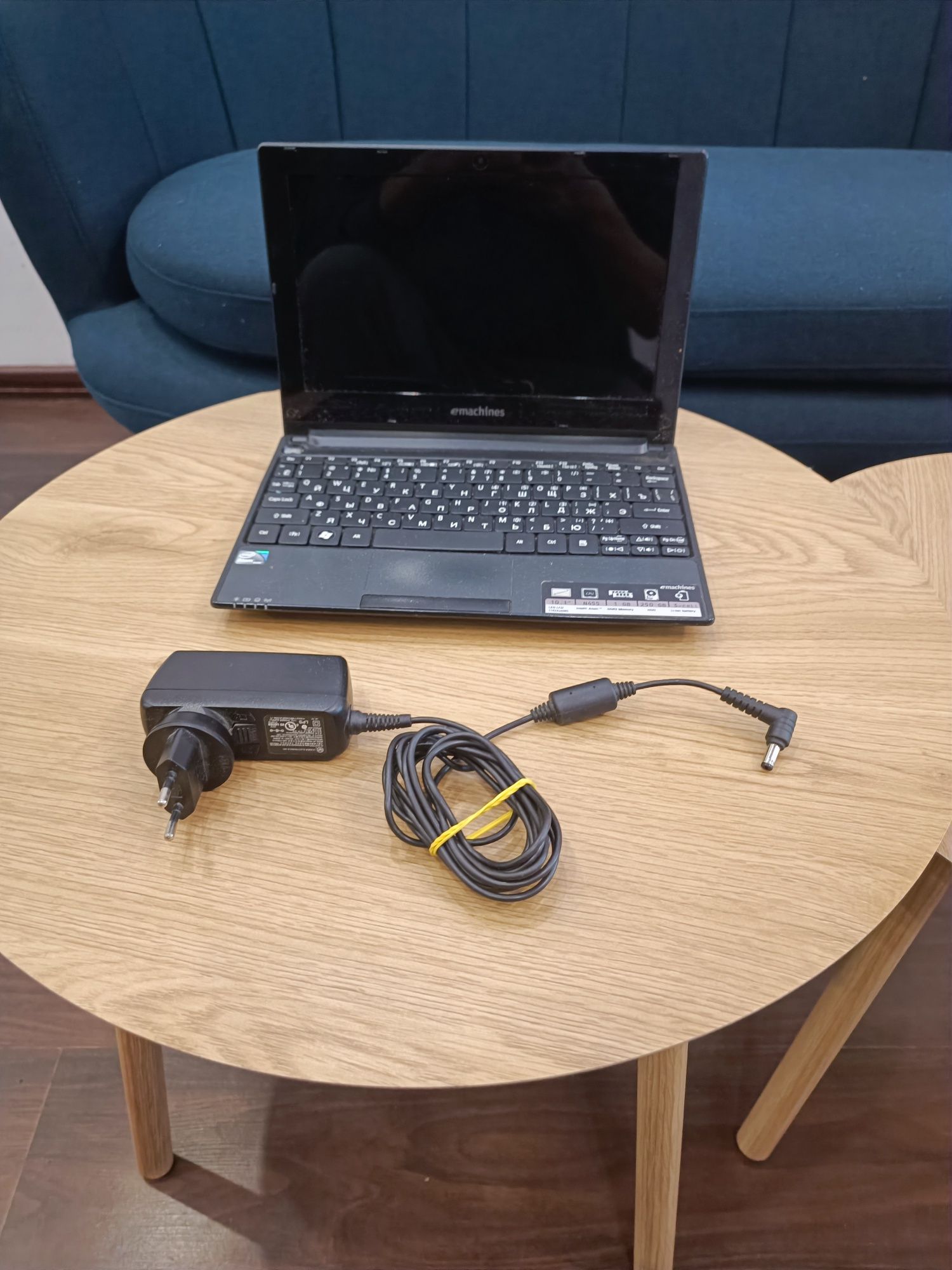 Ноутбук ACER eMachines 355-13,в наявності.1G25ikk