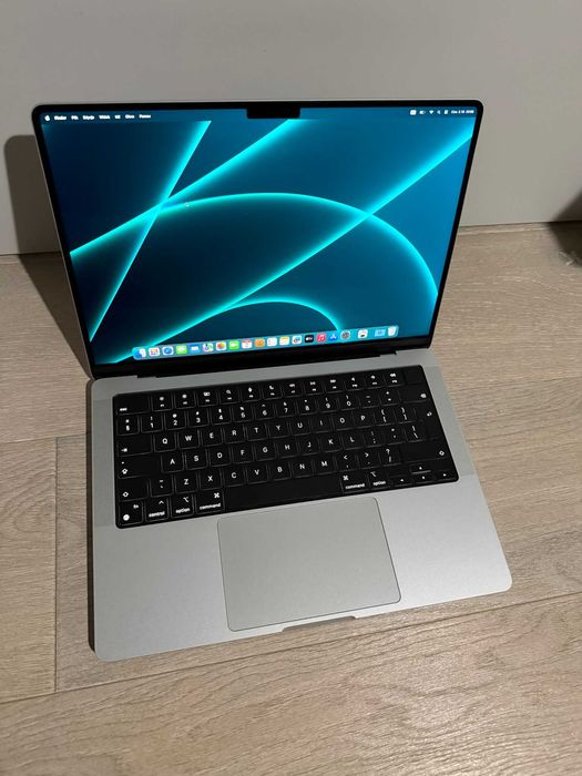 Apple Macbook Pro M2 Pro 16GB/512GB