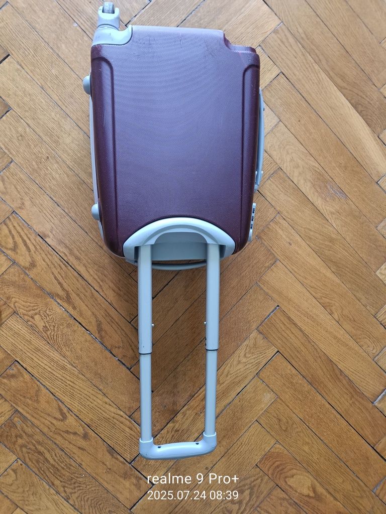 Sprzedam rewelacyjnie funkcjonalna torbę podróżną