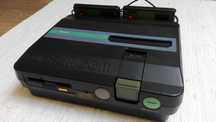 Nintendo Twin Famicom (NES Japão) usa disquete/cartuchos - a funcionar