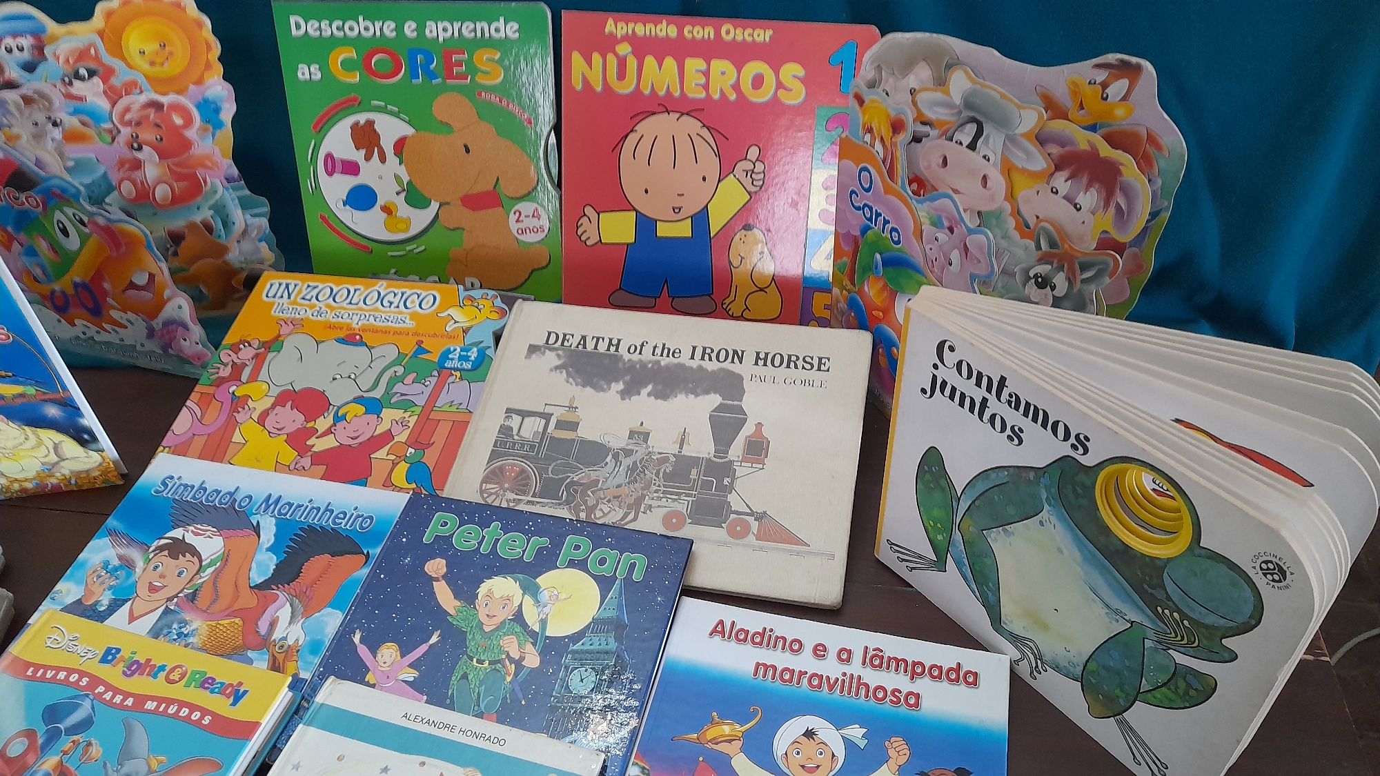 Lote de 20 Livros infantis