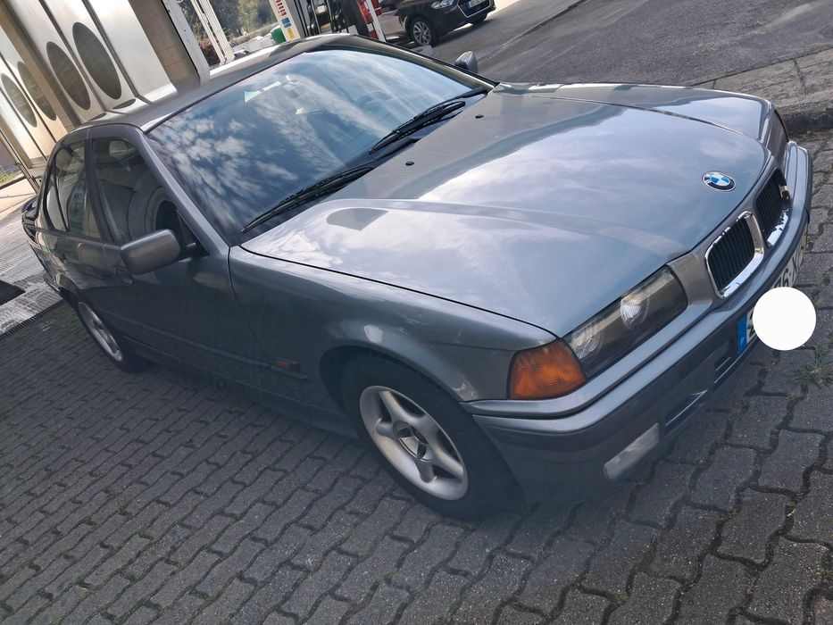 Bmw 325tds e36 sedan