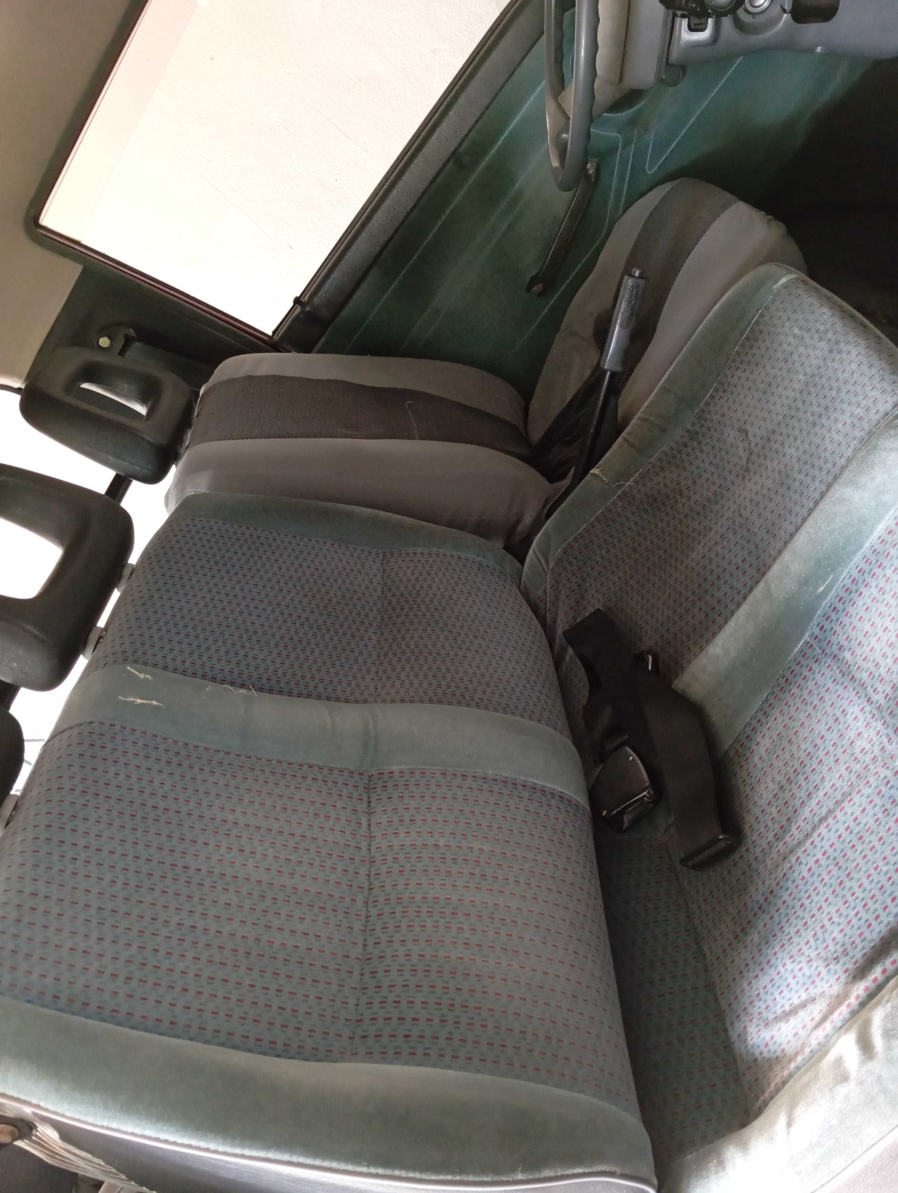 Mitsubishi L300 em Bom Estado