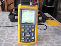 Fluke 123 skopometr + akces. + twardy futerał