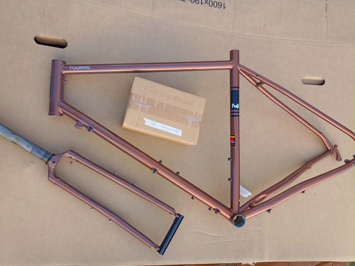 Nowa Rama Fuji Turing Cromo Frame set + widelec  + stery . tarczowe