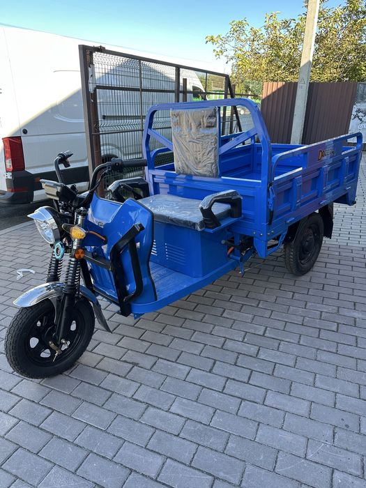 Електричний трицикл муравей Dozer model 2