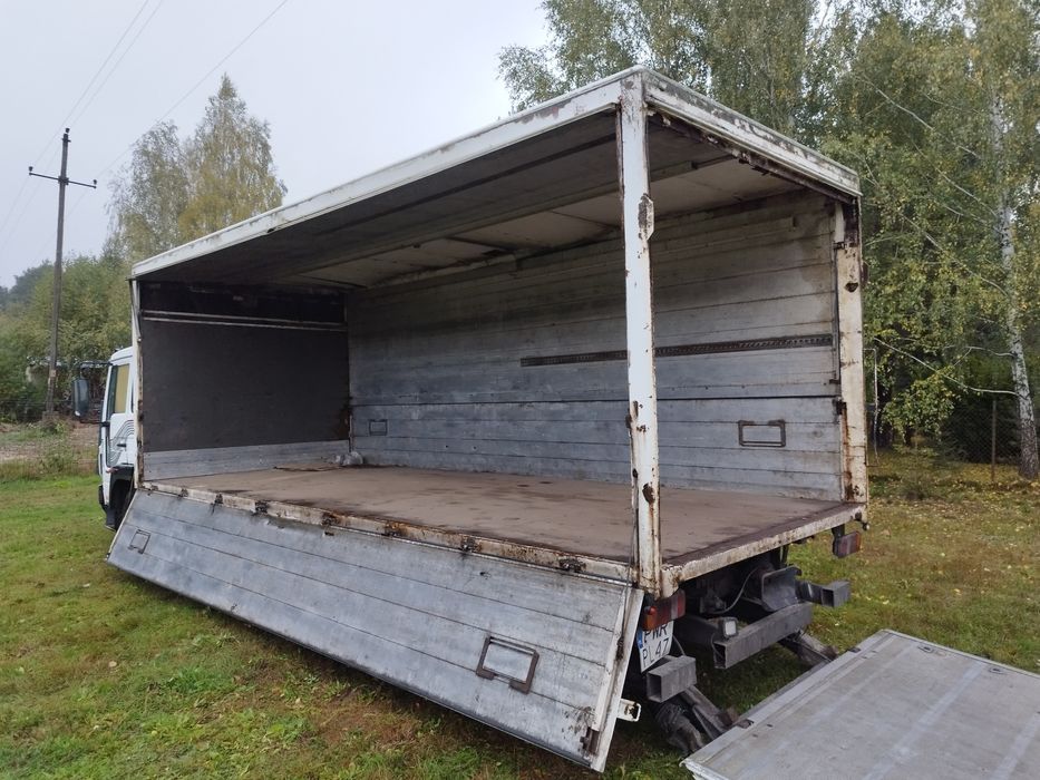 Kontener otwierane boki ściany 6.40m wystawka sklep rampa