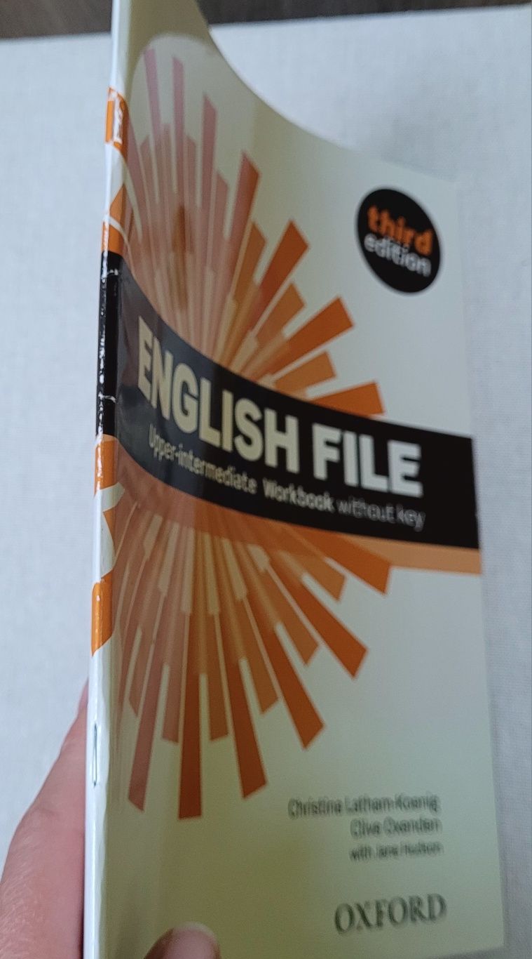 English File (third edition)