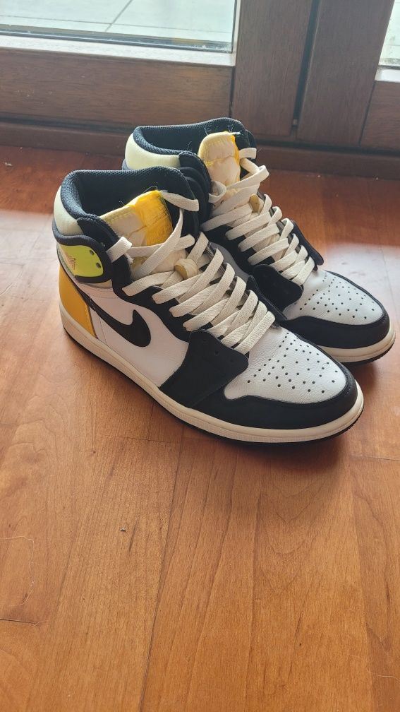 Jordan 1 high gold volt