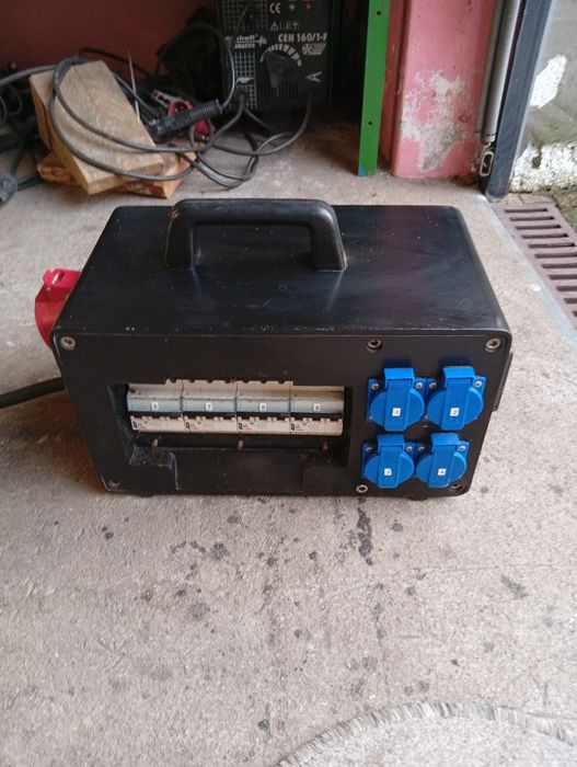 Rozdzielnica elektryczna budowlana