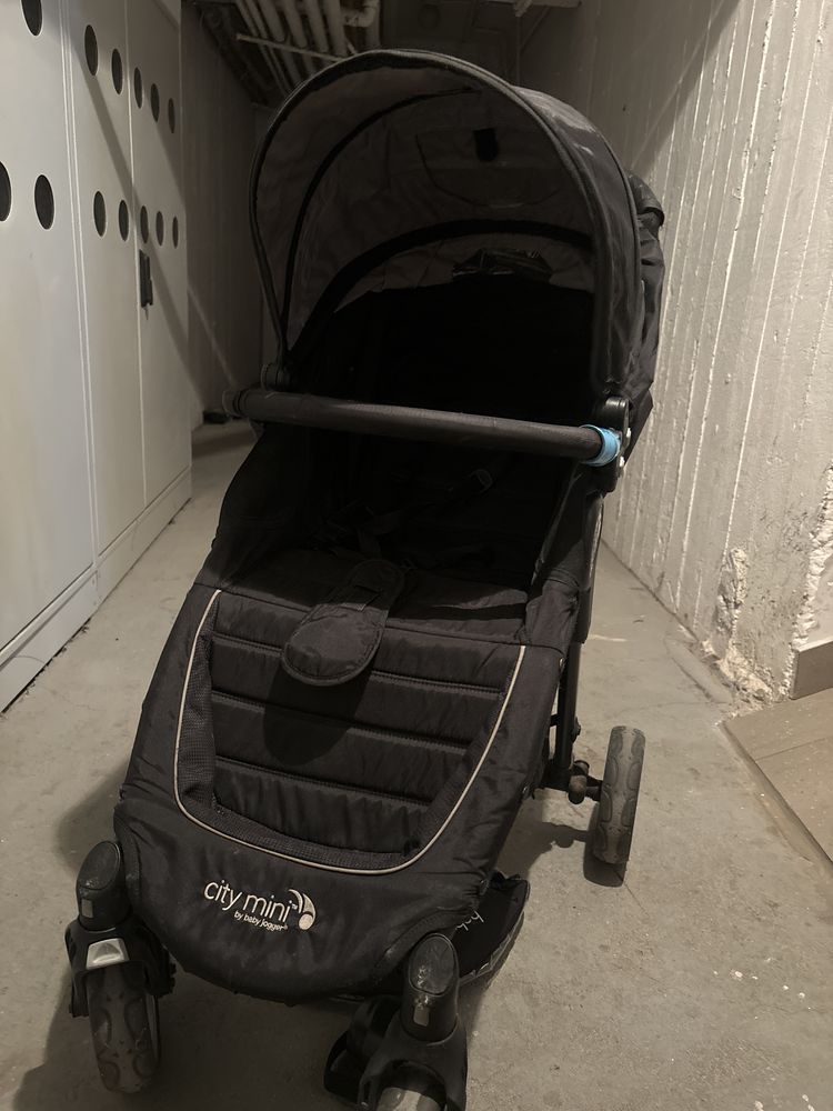 Sprzedan wozek babby jogger