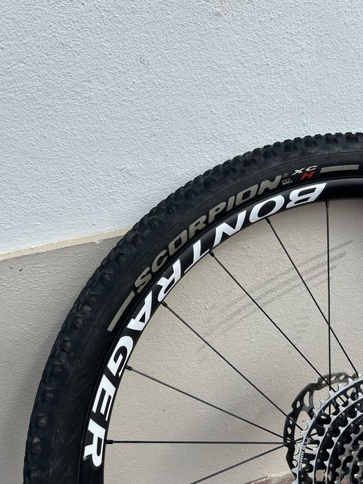 Rodas de Carbono Bontragger Kovee Pro 30