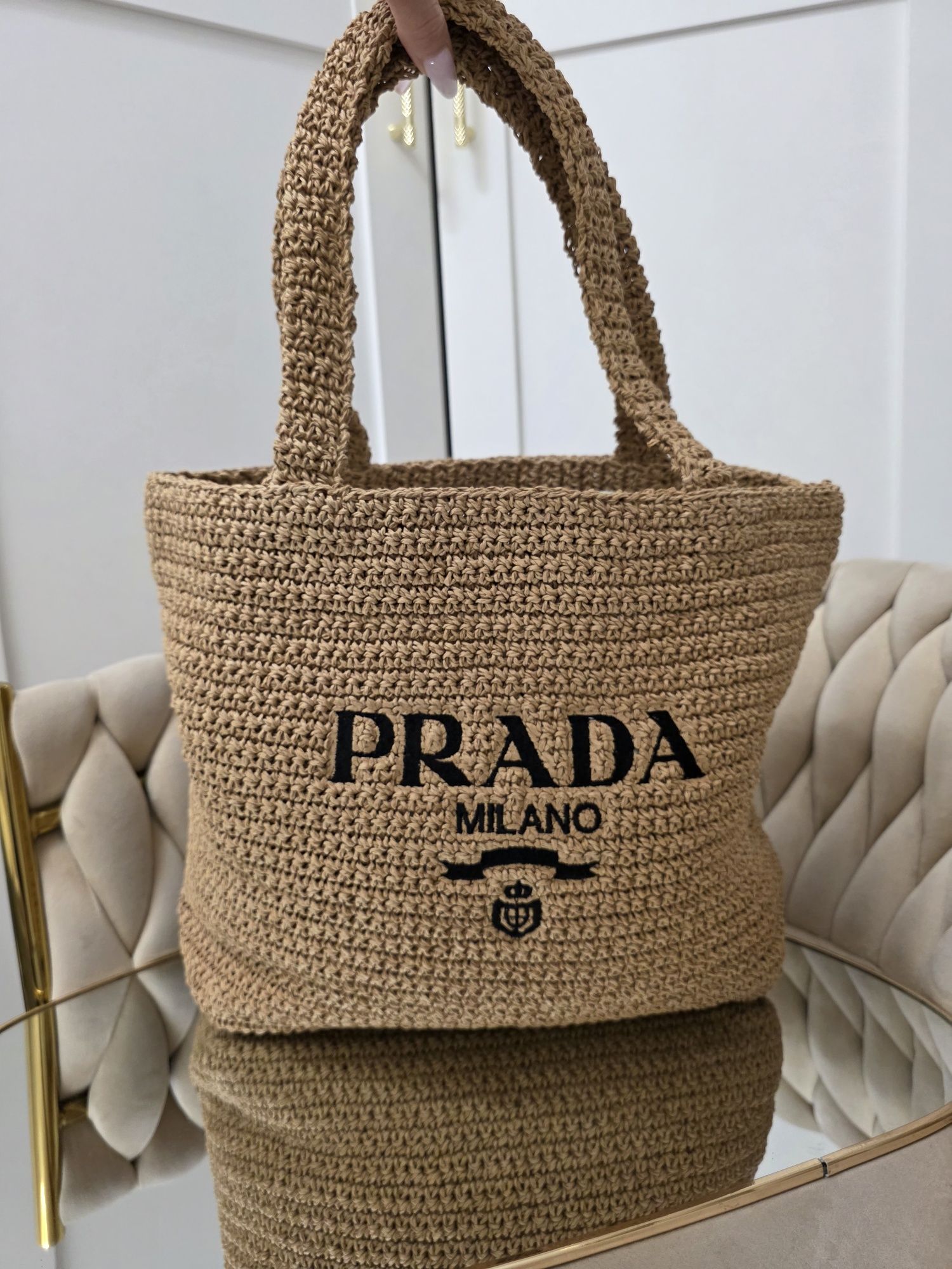 Torebka  Plażowa Prada  beżowa  pleciona  na plażę  shoperka