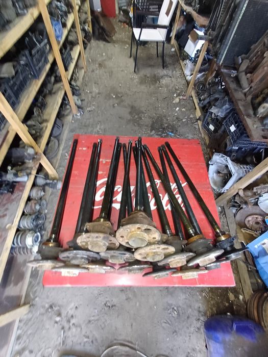 Продам піввісь (полуось)ваз 2101-2107