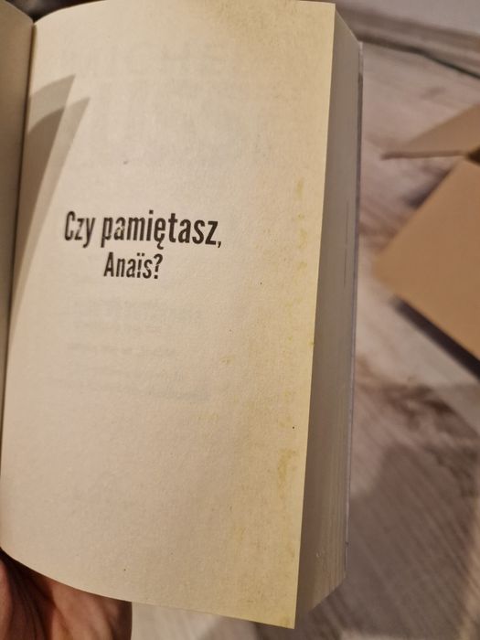 Książka kryminał "Czy pamiðtasz Anais?" autorstwa Michael Bussi