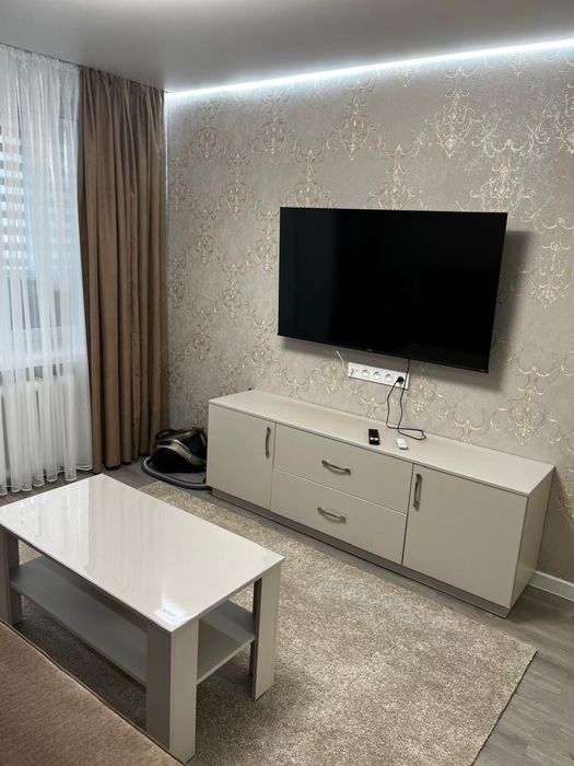 Двокімнатна квартира у центрі на Соборній