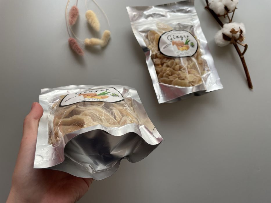 Імбир сушений шматками. Натуральний екзотичні сухофрукти без цукру