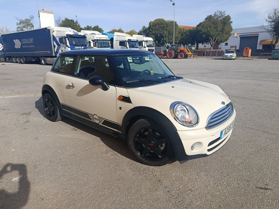 Mini Cooper d , impecável