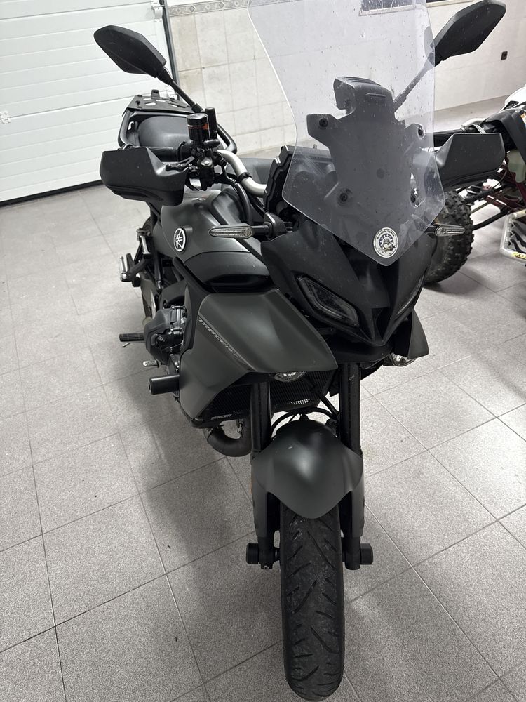 Yamaha tracer 9.