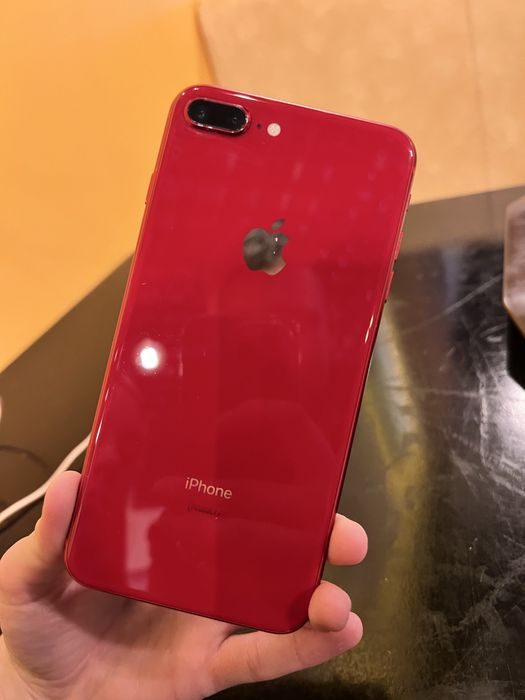 Продам Apple 8 plus