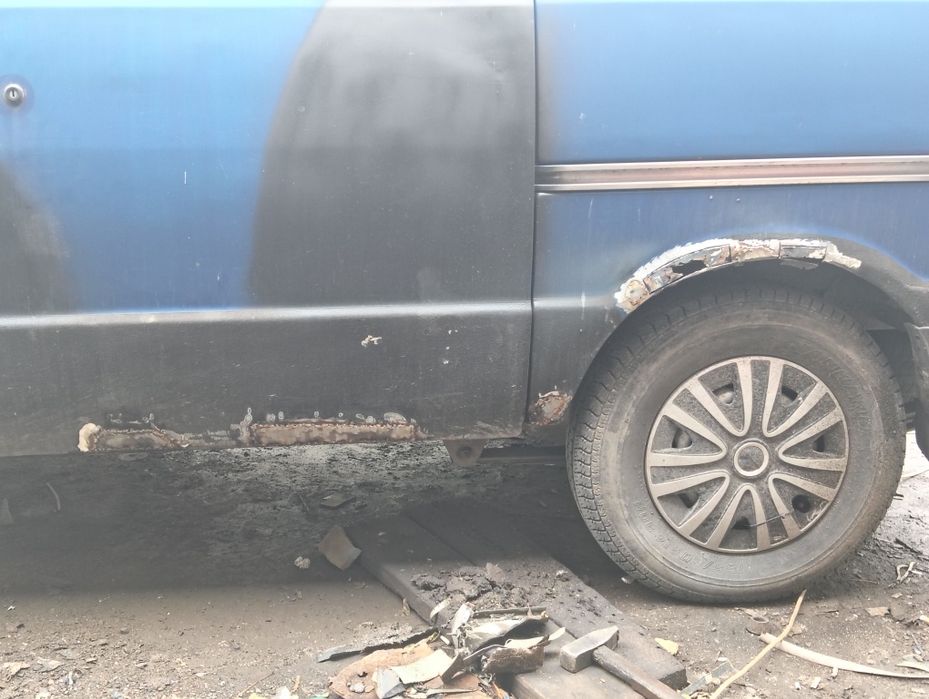 Nissan Vanette, C 220, іспанка. 2.0 д, груз-пас. Бус