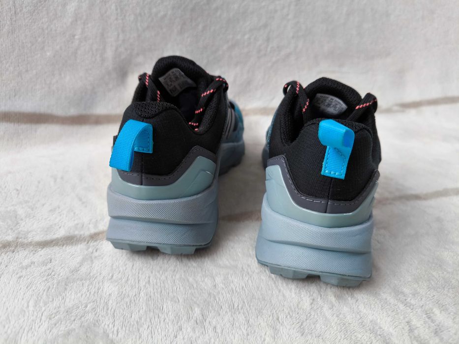 Кроссовки женские Adidas Terrex Swift R3 Gore-Tex, 36 размер, 22,5 см