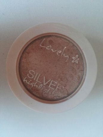 Lovely silver highlighter srebrny Rozświetlacz używany