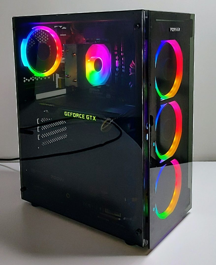 Komputer stacjonarny/gamingowy, i5, GTX 980, 16 GB RAM, SSD, ARGB