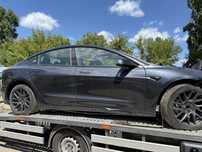 Tesla model 3 highland розборка запчастини 2025 2025 pn01