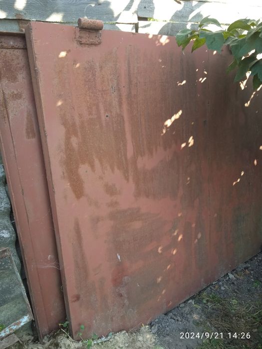 Продам гаражные ворота