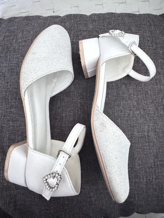 Buty komunijne  rozmiar 35