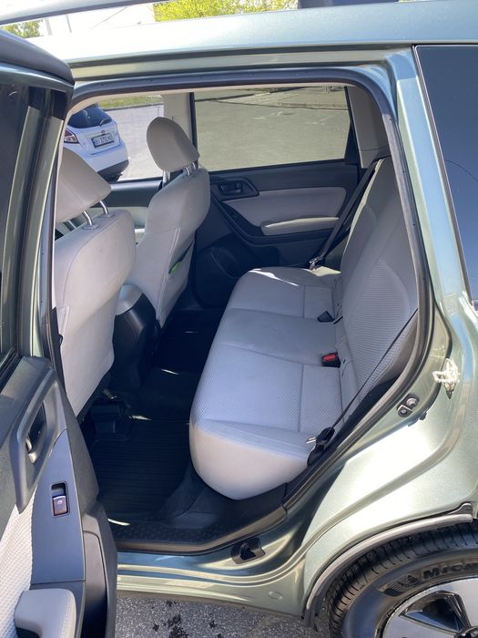 Субару Форестер 2017