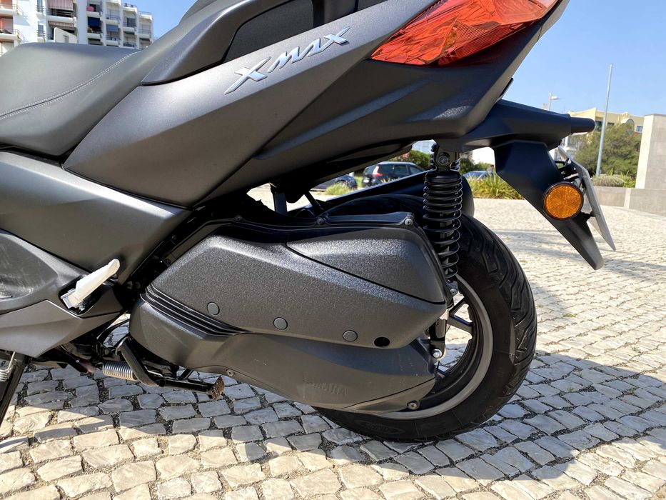 Yamaha X-Max 300