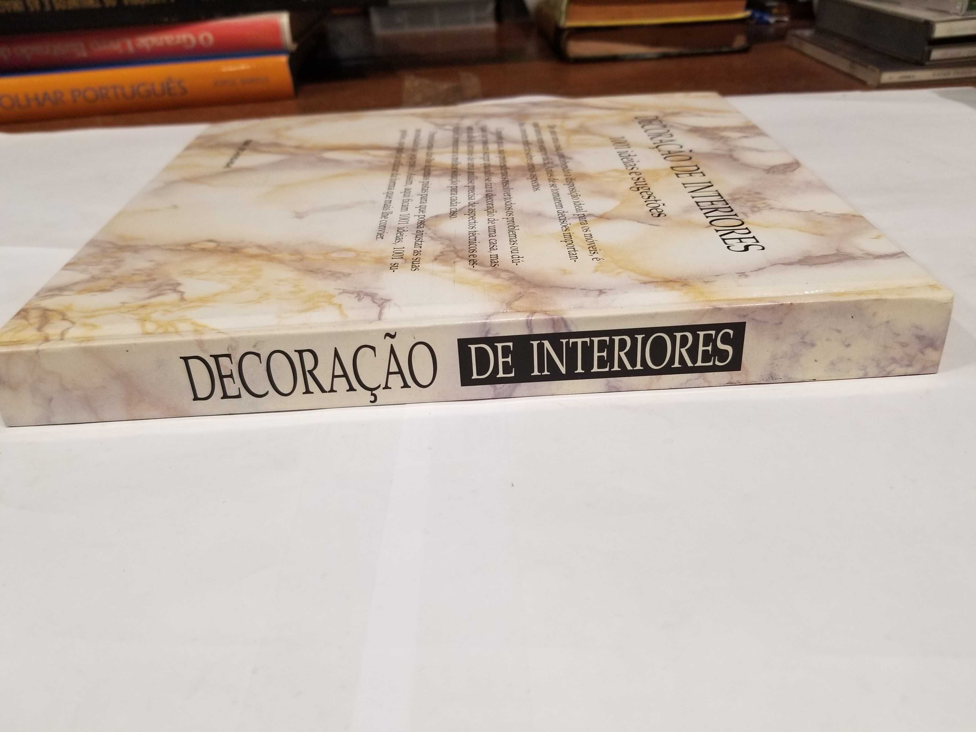 Livro  Ref: CxB - Decoração de Interiores