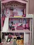 Duży drewniany domek dla Barbie i innych lalek