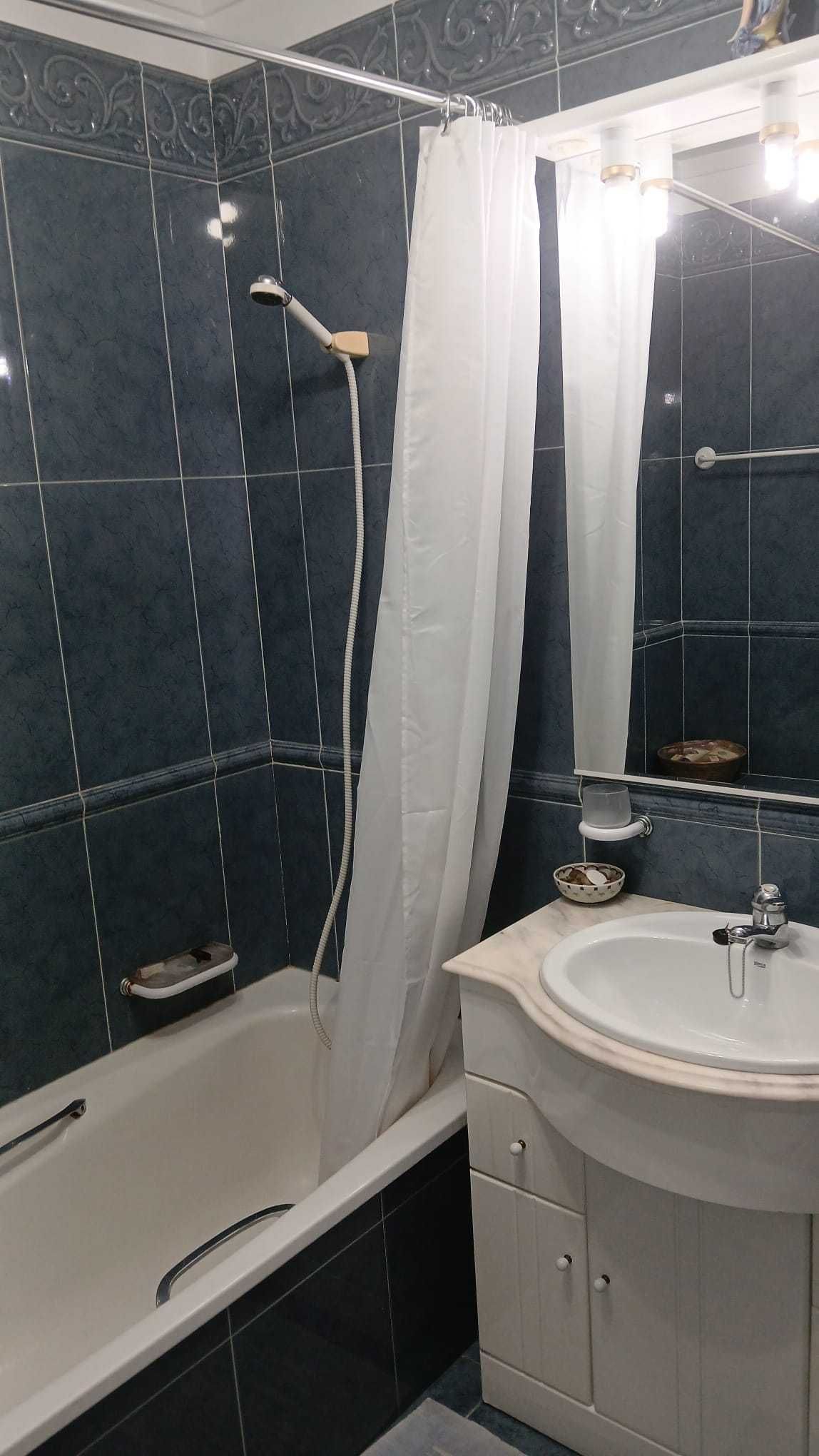 Suite 38m2 perto do Arrabida Shopping