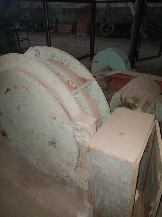 Станок для испытания кругов СИП-800