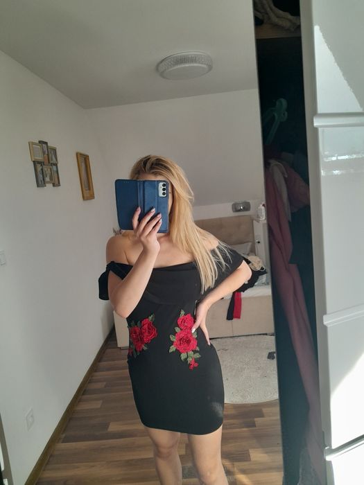Sukienka hiszpanka sexy kwiaty haft odkryte ramiona xs s mini