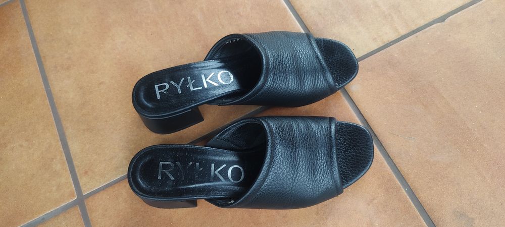 Klapki Ryłko - skórzane