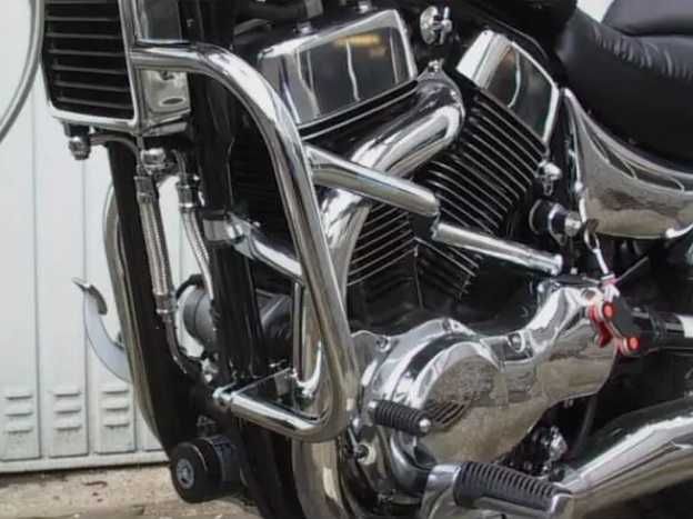 Protetor de carter Suzuki Intruder 1400