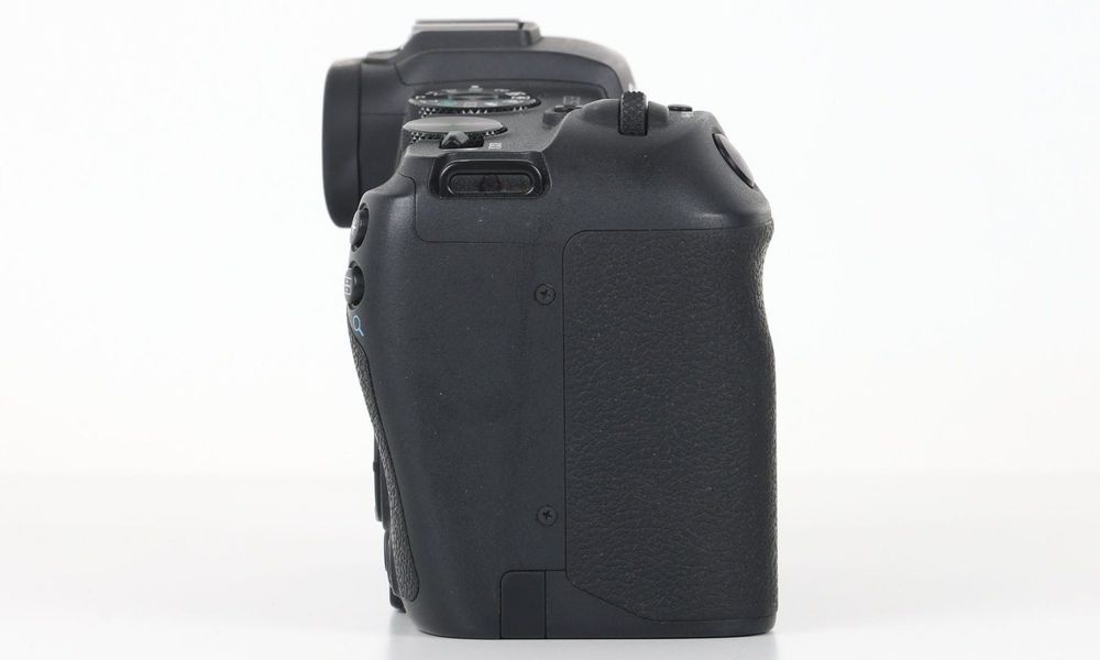Canon EOS RP (Corpo) – Full Frame - 26.2M