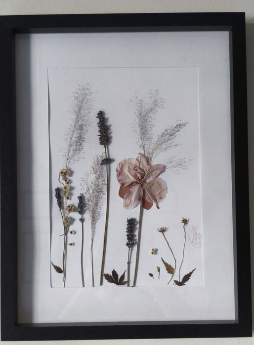 Quadros decorativos feitos a mão,  designs florais exclusivos.